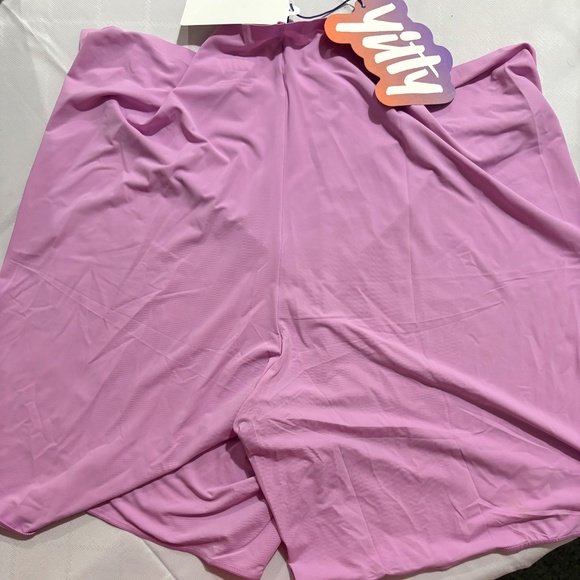 Yitty Smoothed High Waist Short - Picture 3 of 5